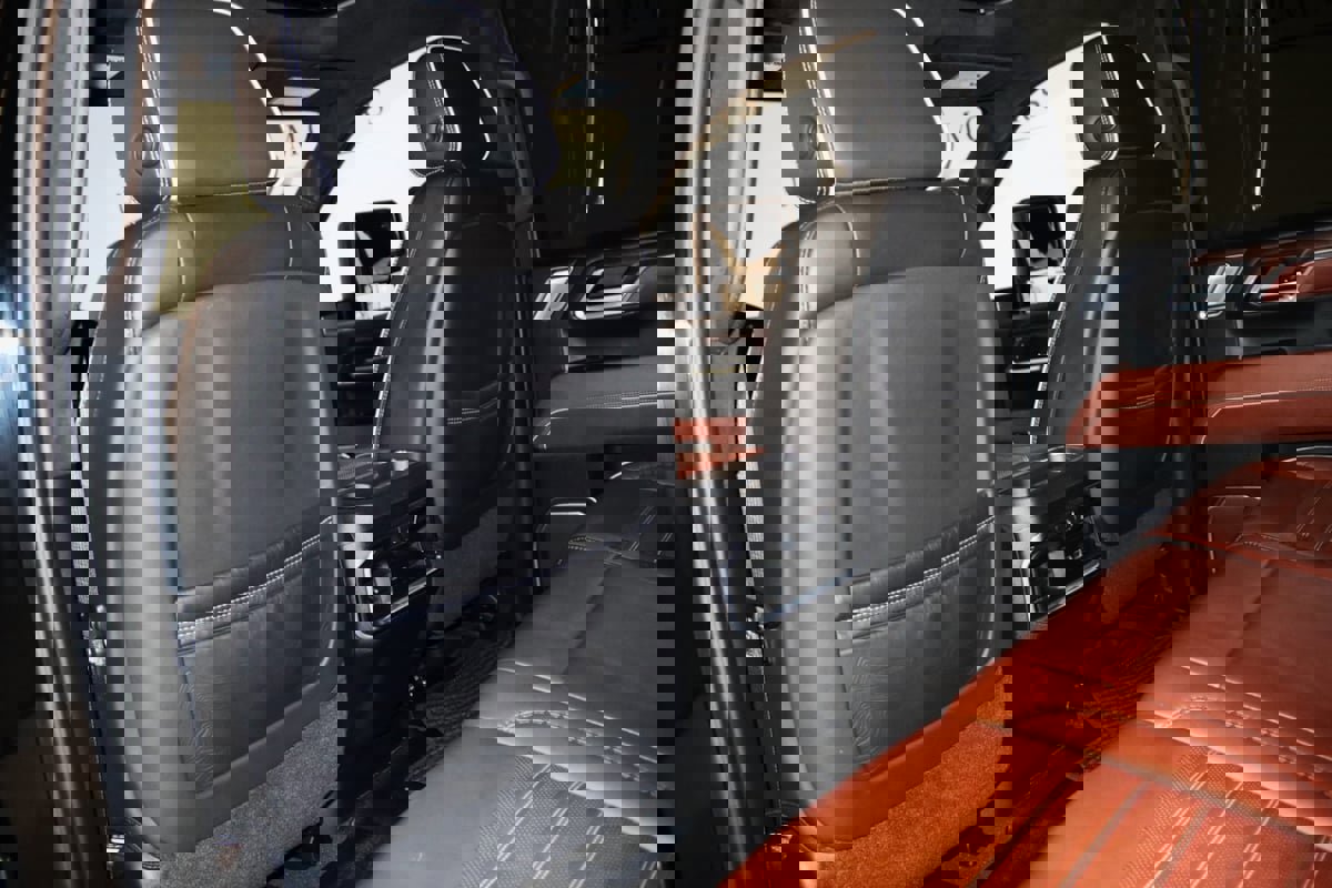 Used 2024 GMC Sierra 3500 Denali Ultimate image 86