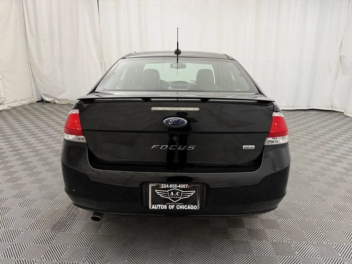 Used 2008 Ford Focus SE FWD image 5