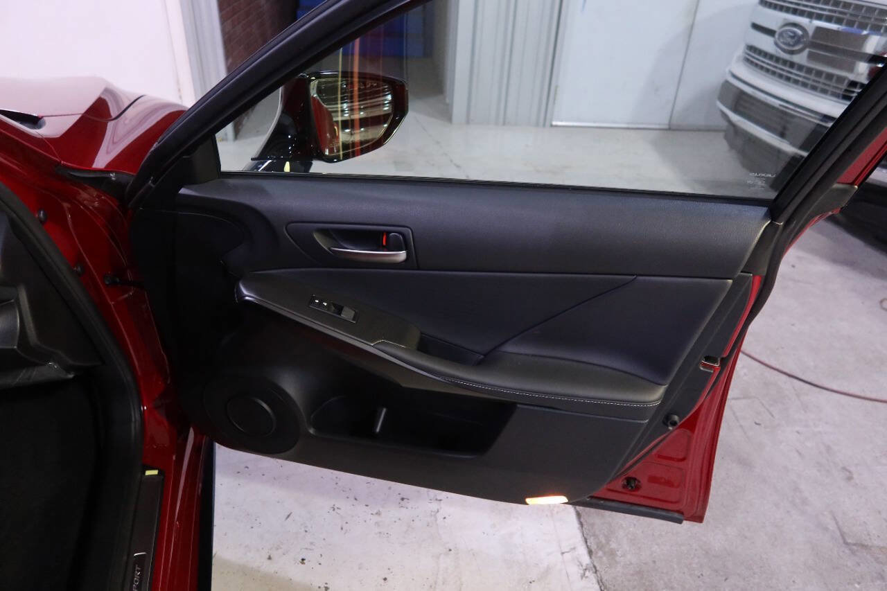 Used 2025 Lexus IS 350 F Sport RWD image 29