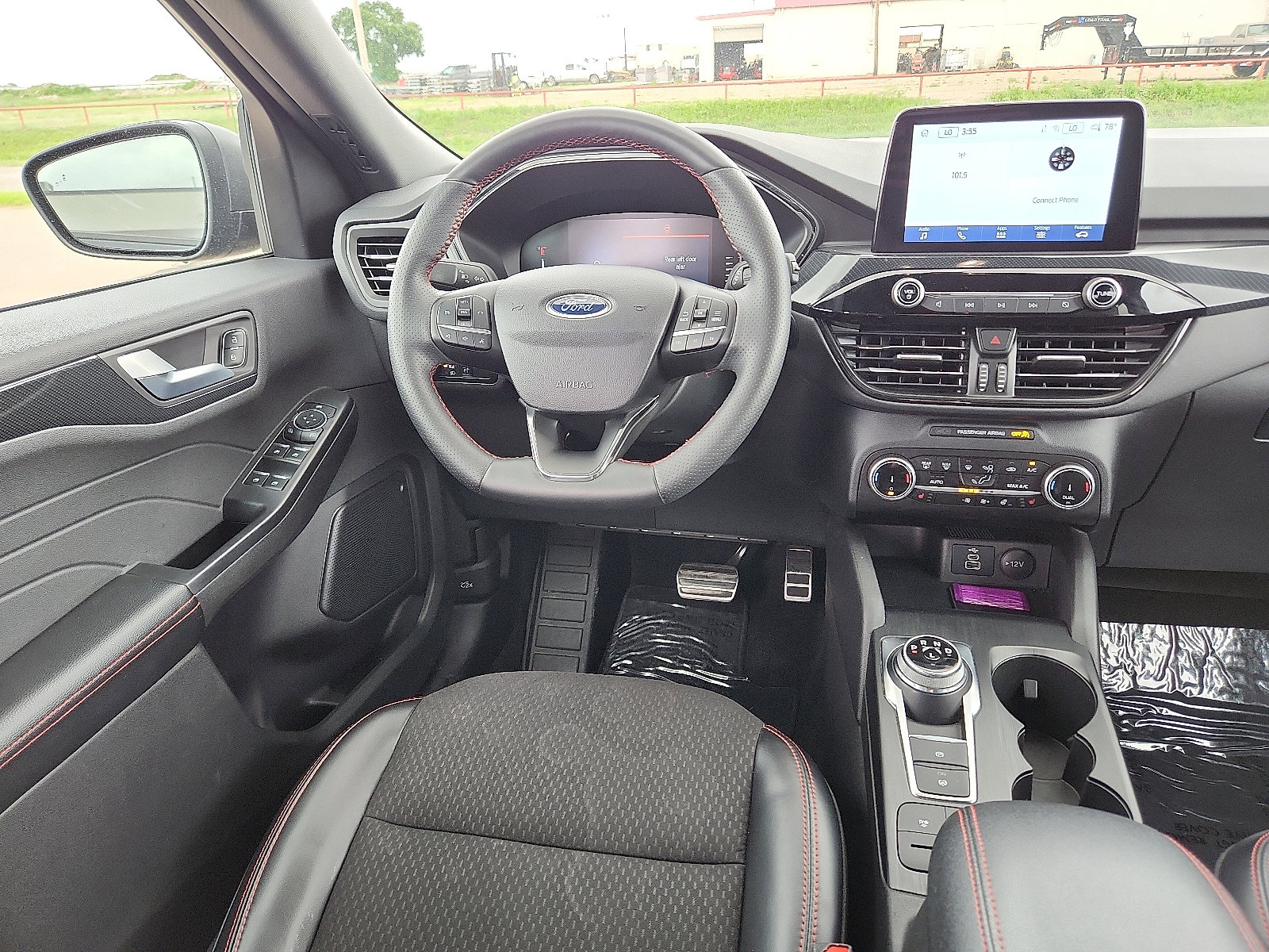 Used 2024 Ford Escape ST-Line AWD/4WD image 10