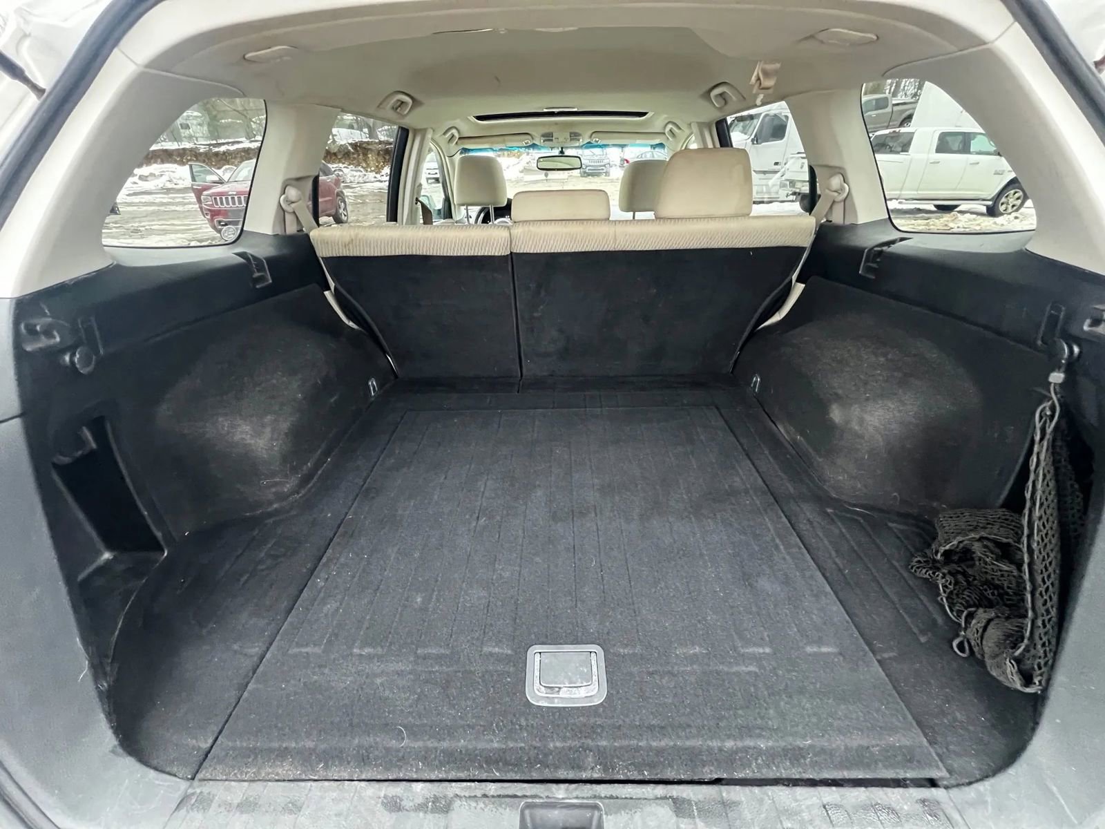 Used 2011 Subaru Outback 2.5i Premium image 11