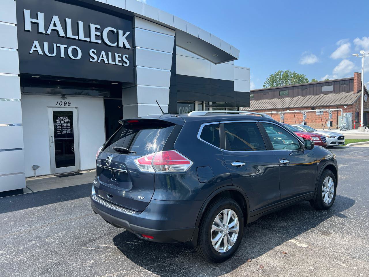 Used 2016 Nissan Rogue SV FWD image 6