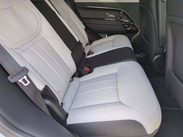 New 2026 Land Rover Range Rover Sport Dynamic SE AWD/4WD image 17