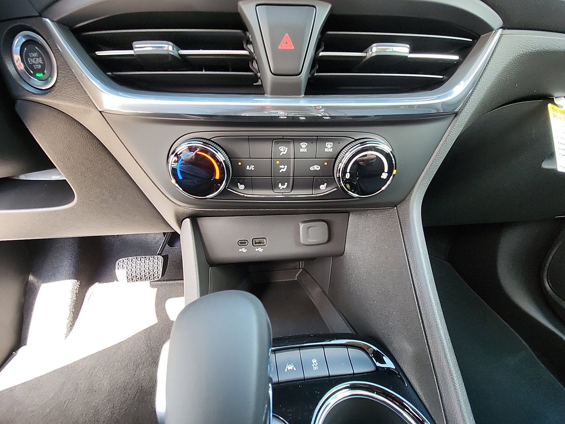 New 2026 Buick Encore GX Preferred w/ Comfort Package image 23