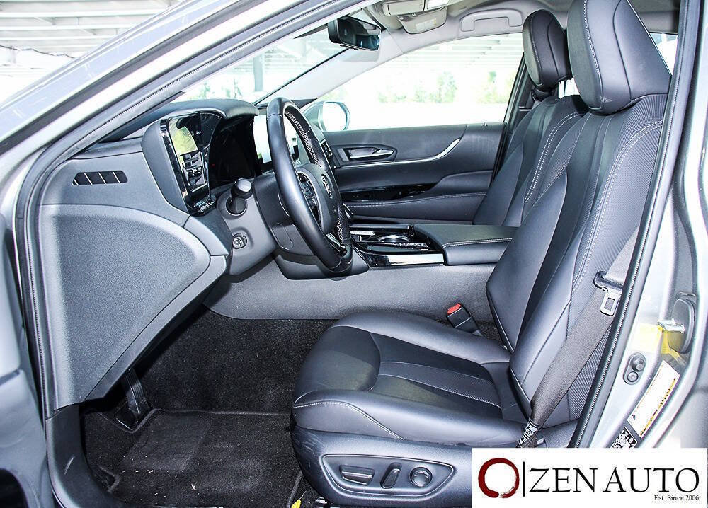 Used 2022 Toyota Mirai w/ Advanced Technology Package RWD image 25