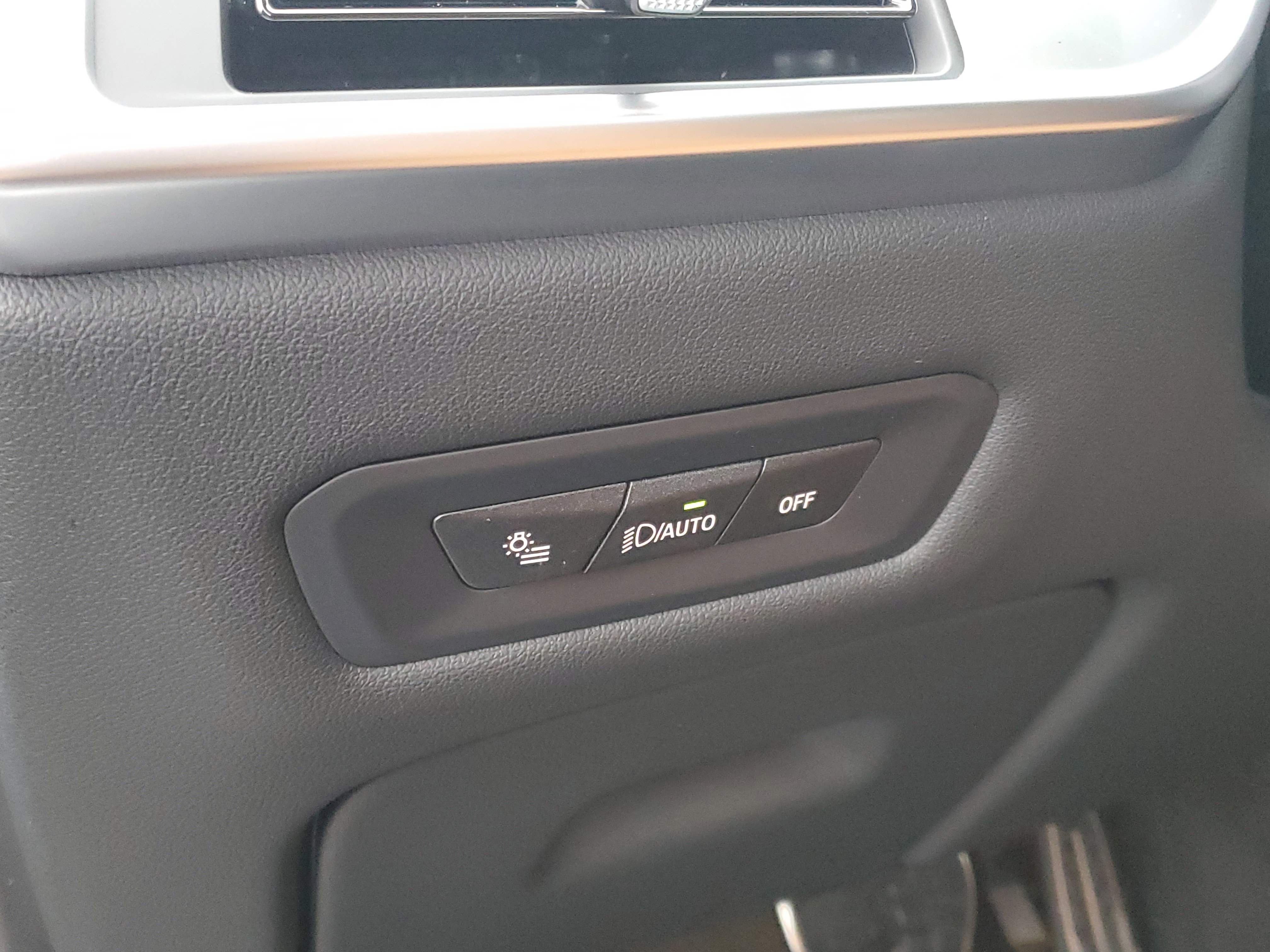 New 2026 BMW X5 xDrive40i w/ M Sport Package image 11