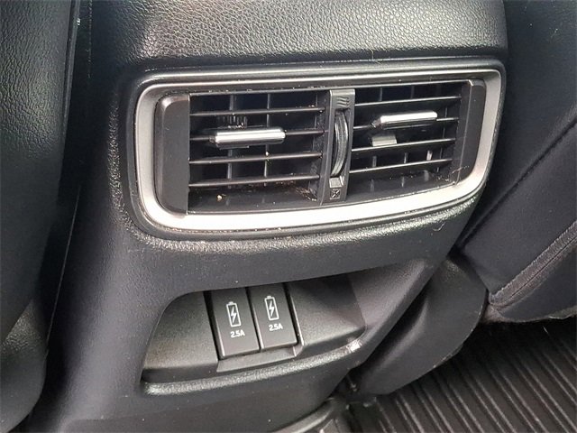 Used 2022 Honda CR-V Touring image 12