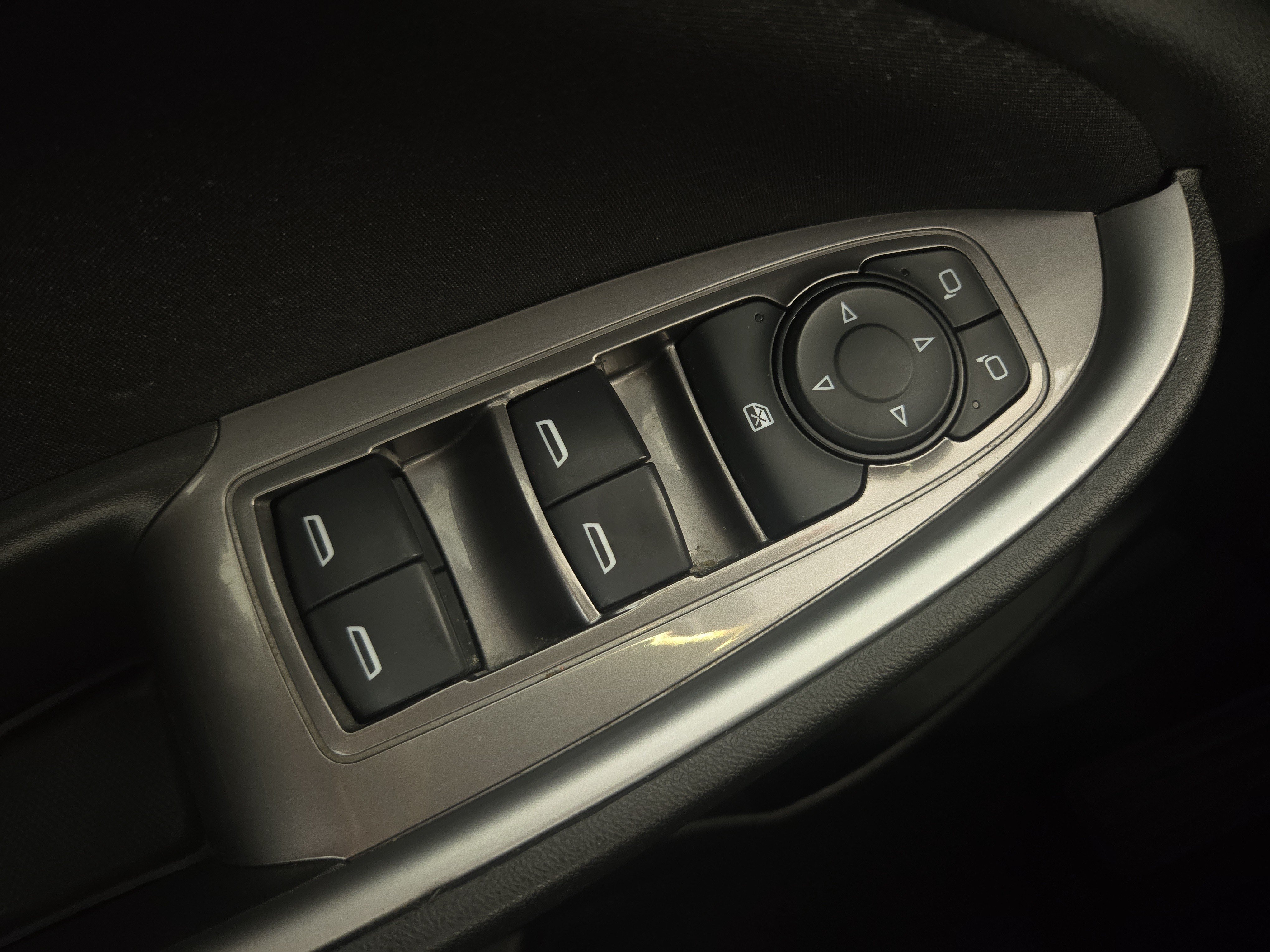 Certified 2024 Chevrolet Malibu LS FWD image 25