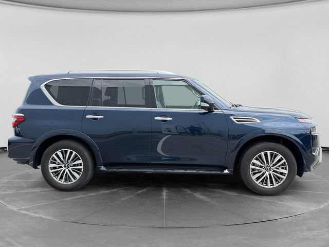 Used 2024 Nissan Armada SL w/ Captain's Chairs Package AWD/4WD image 2
