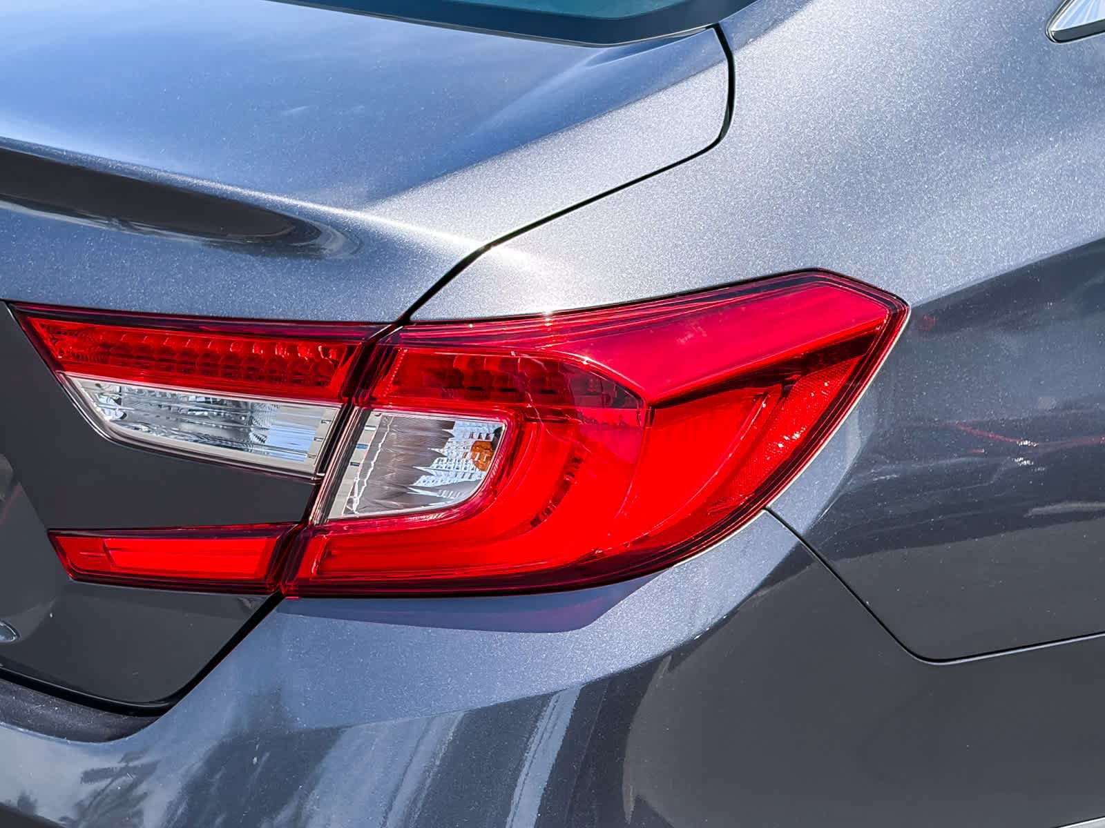 Used 2020 Honda Accord EX image 8