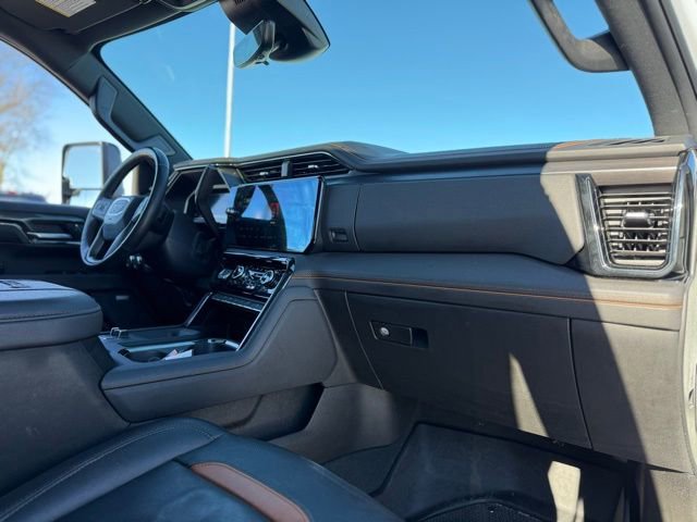 Used 2024 GMC Sierra 2500 AT4 w/ AT4 Premium Plus Package image 18