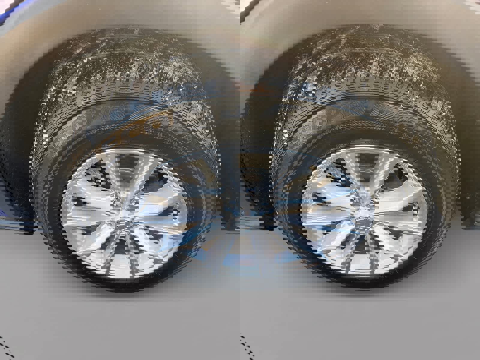 Used 2024 Honda CR-V EX-L image 9