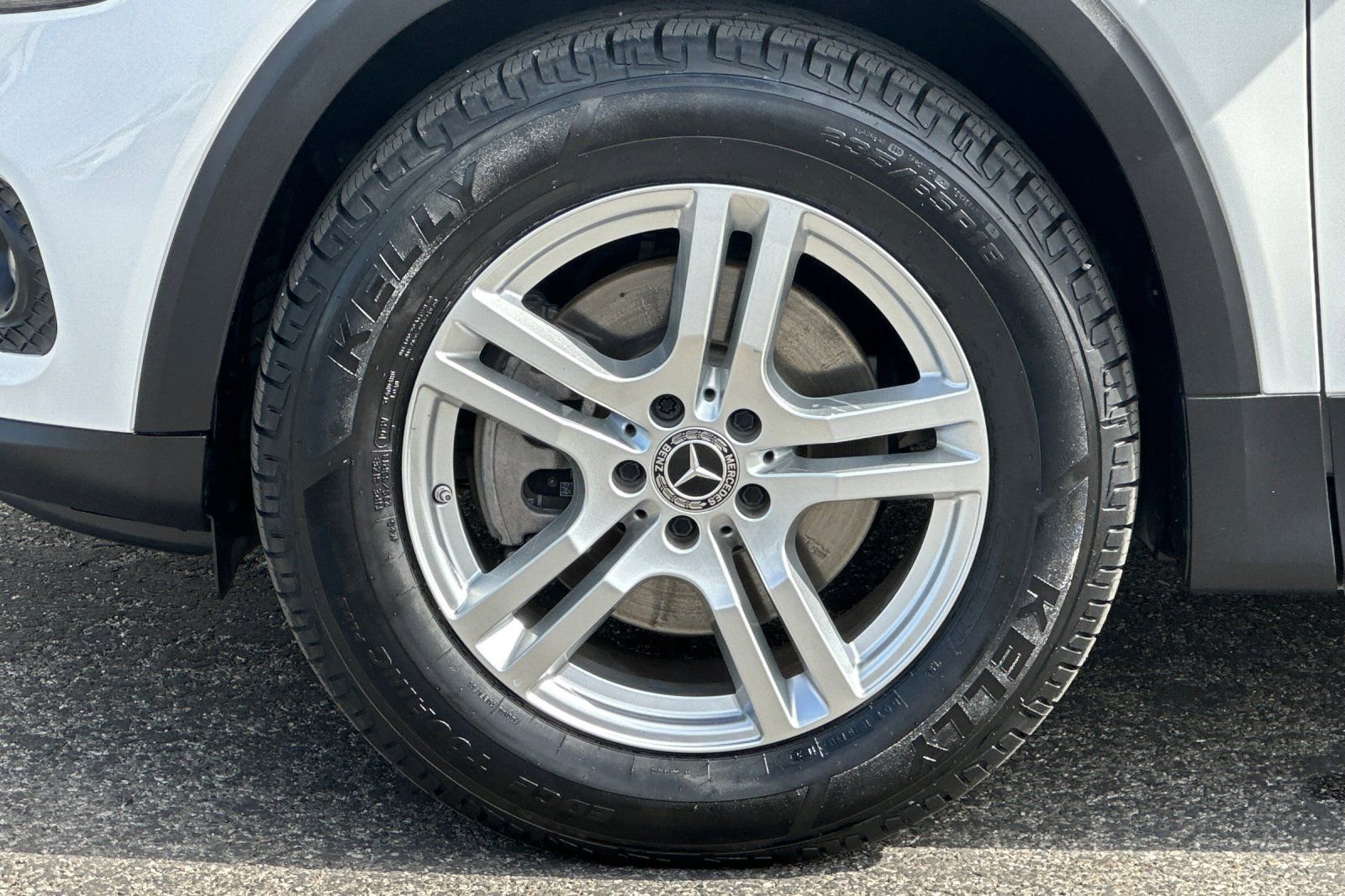 Used 2022 Mercedes-Benz GLB 250 image 37