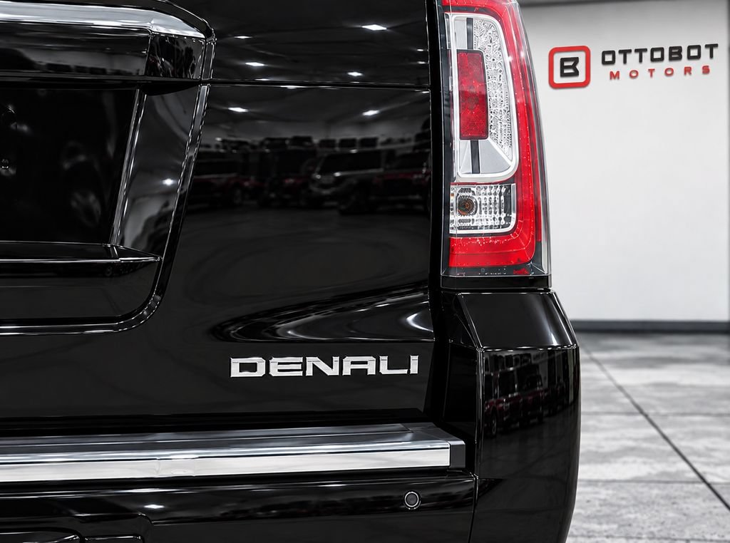 Used 2016 GMC Yukon Denali w/ Open Road Package RWD image 9
