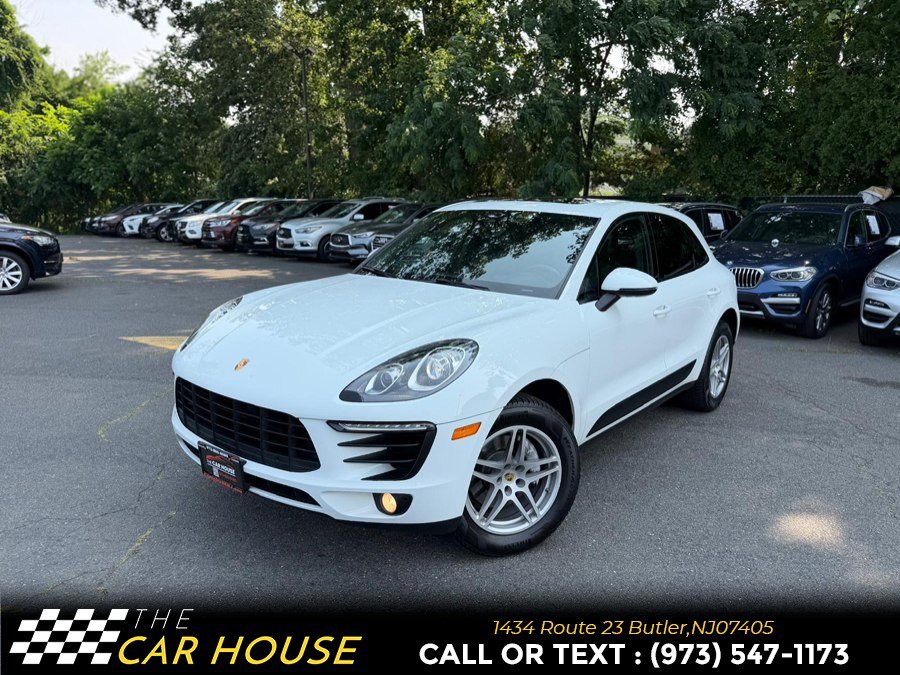 Used 2018 Porsche Macan AWD/4WD image 1
