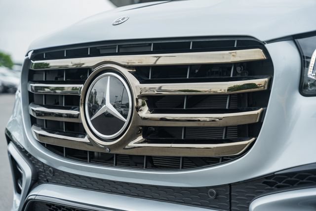Certified 2025 Mercedes-Benz GLS 450 4MATIC image 14