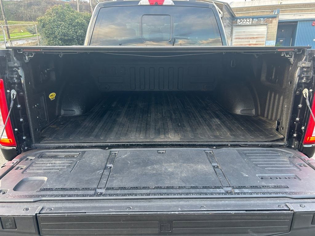 Used 2021 Ford F150 Platinum w/ FX4 Off-Road Package image 24