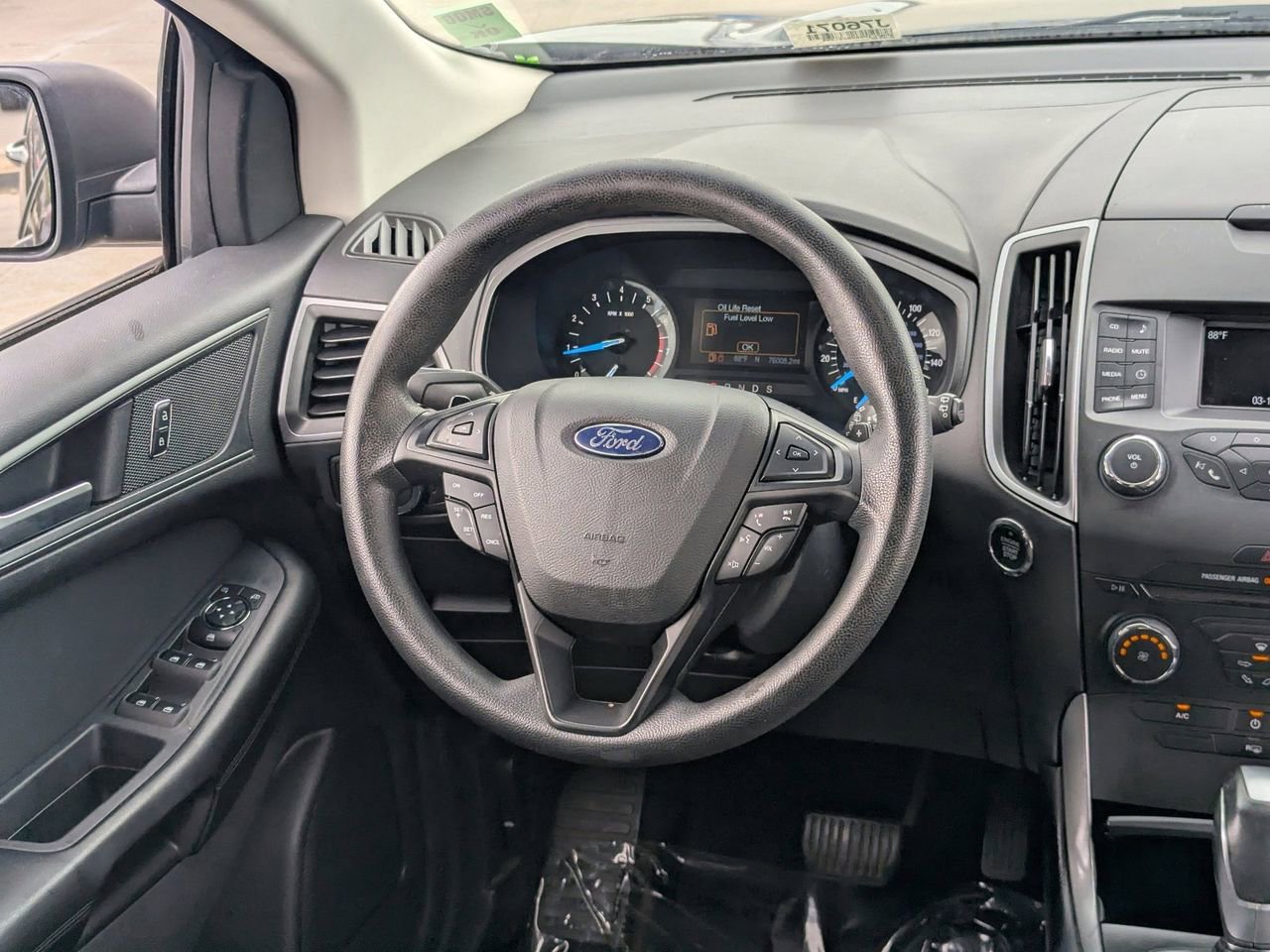 Used 2016 Ford Edge SE image 13