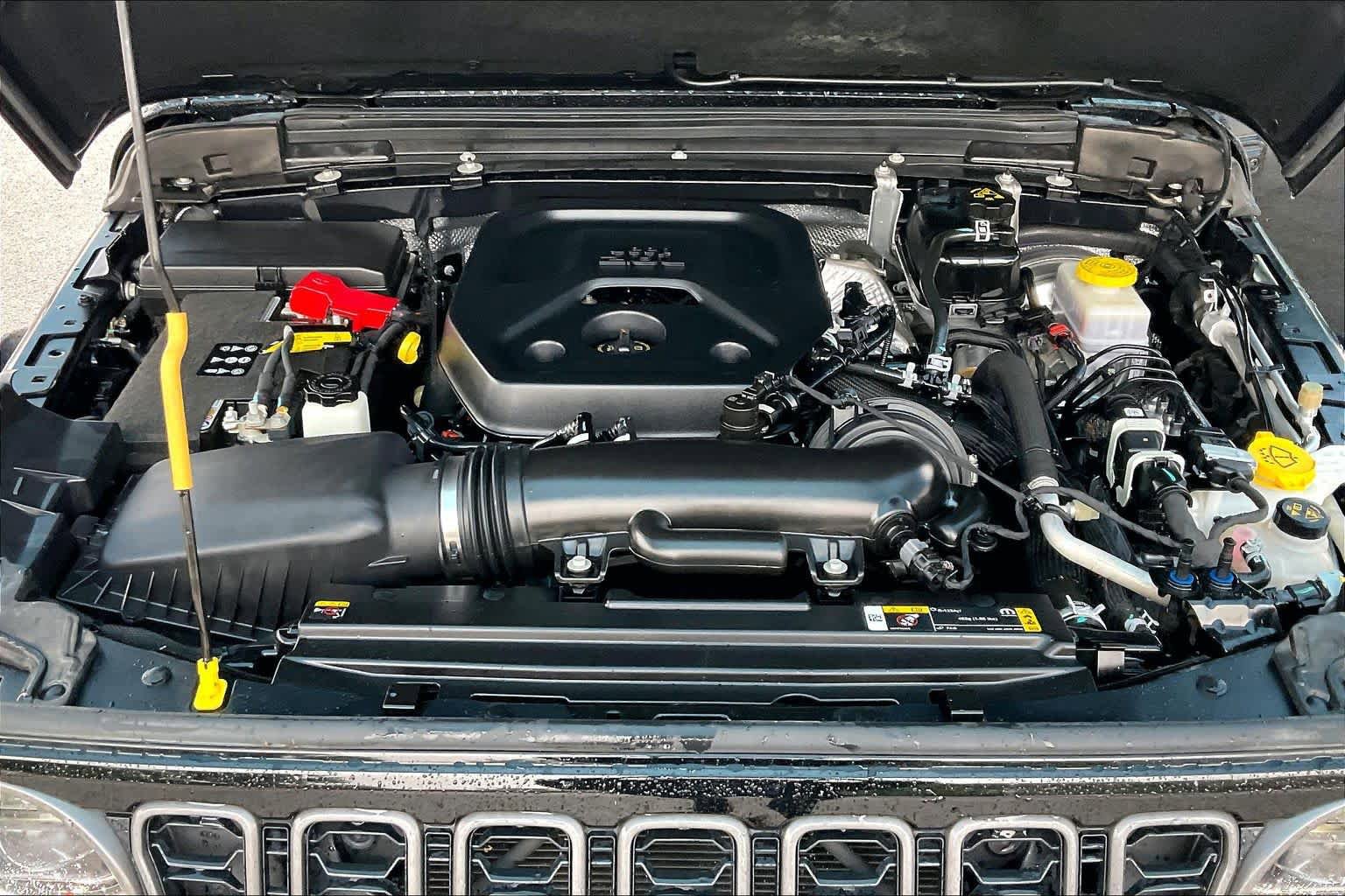 Used 2025 Jeep Wrangler Unlimited Rubicon AWD/4WD image 28