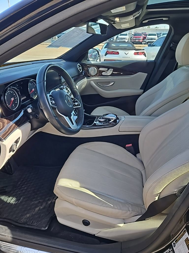 Used 2019 Mercedes-Benz E 300 w/ Premium 1 Package image 11