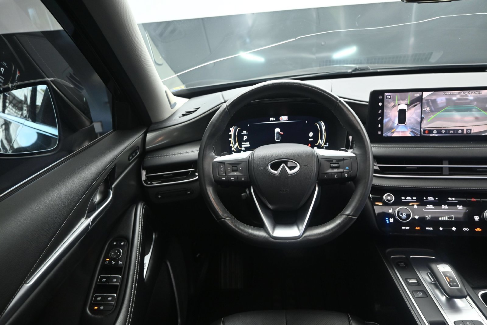 Used 2026 INFINITI QX60 Luxe w/ Cargo Package FWD image 30