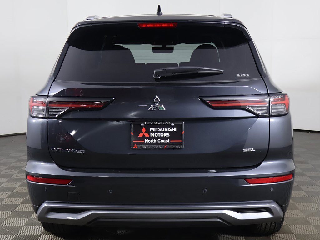 New 2025 Mitsubishi Outlander SEL image 18