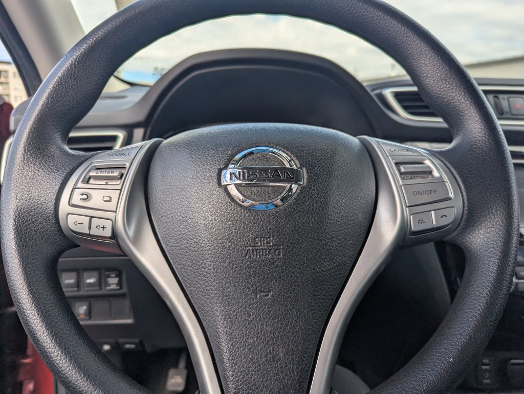Used 2016 Nissan Rogue SV w/ SV Premium Package FWD image 21