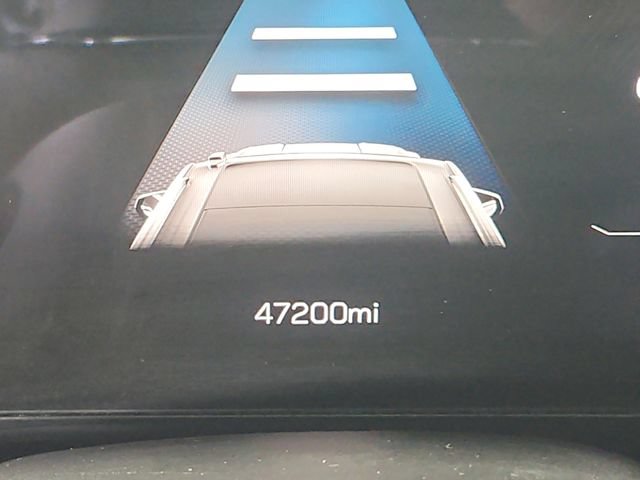 Used 2025 GMC Yukon Denali RWD image 21