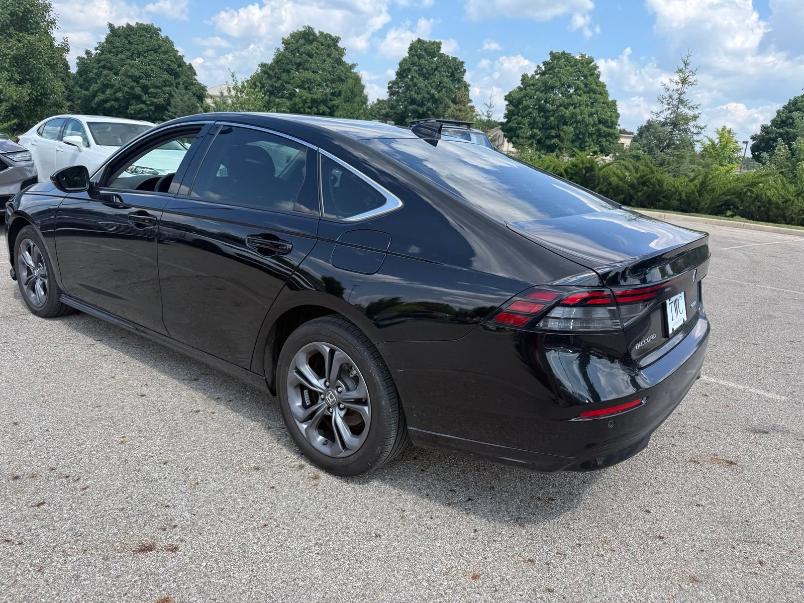 Used 2024 Honda Accord EX-L image 7