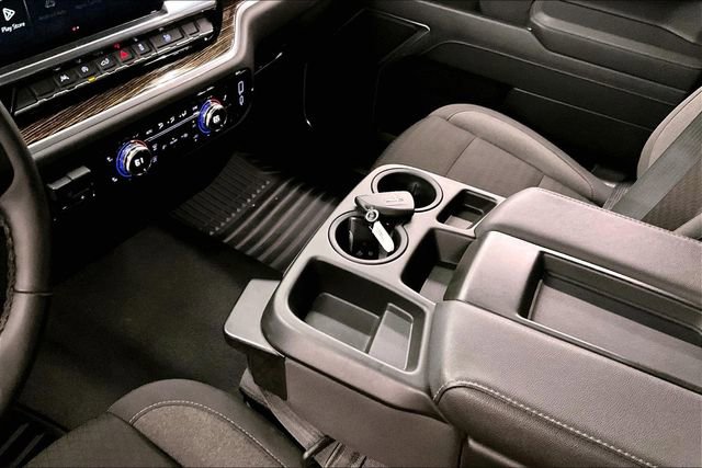 Used 2025 GMC Sierra 1500 SLE AWD/4WD image 18
