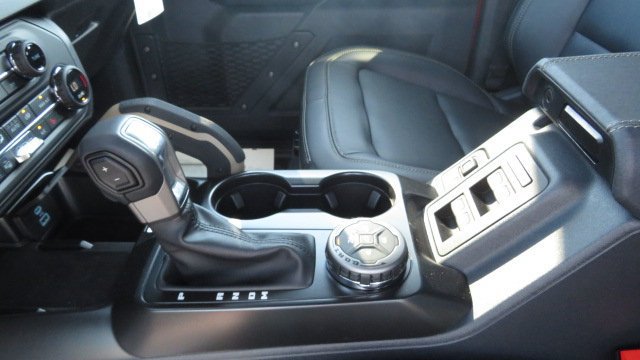 New 2025 Ford Bronco Badlands AWD/4WD image 18