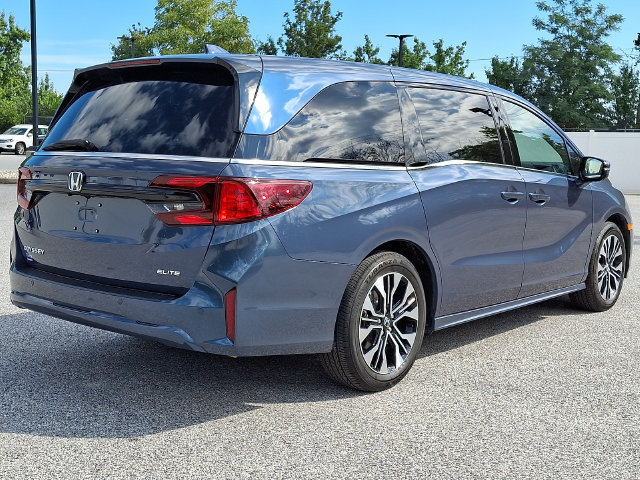 Used 2025 Honda Odyssey Elite image 9