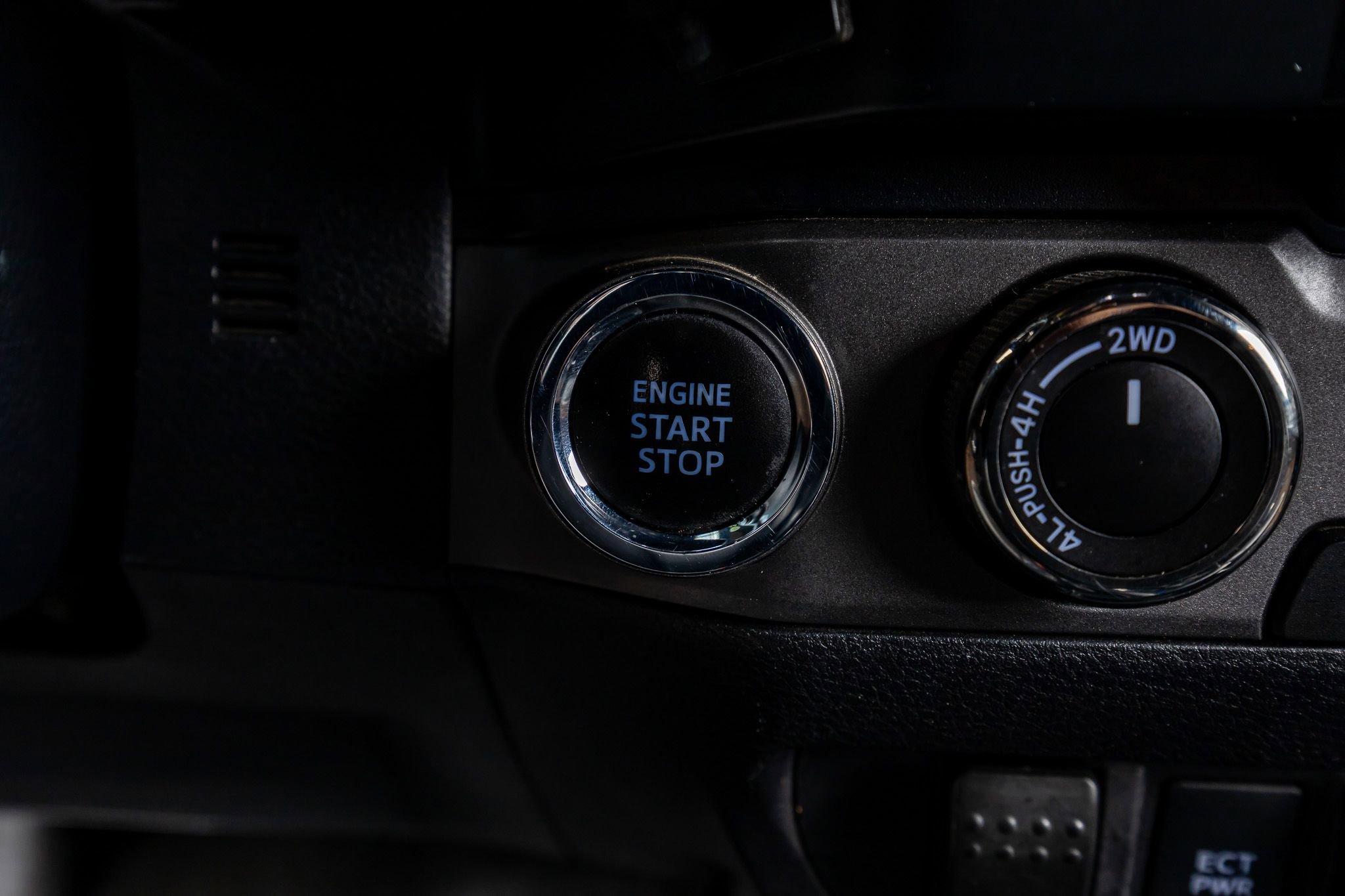 Used 2019 Toyota Tacoma TRD Off-Road AWD/4WD image 21