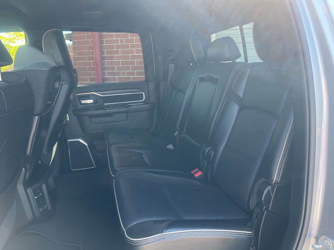 Used 2024 RAM 2500 Laramie w/ Night Edition image 19