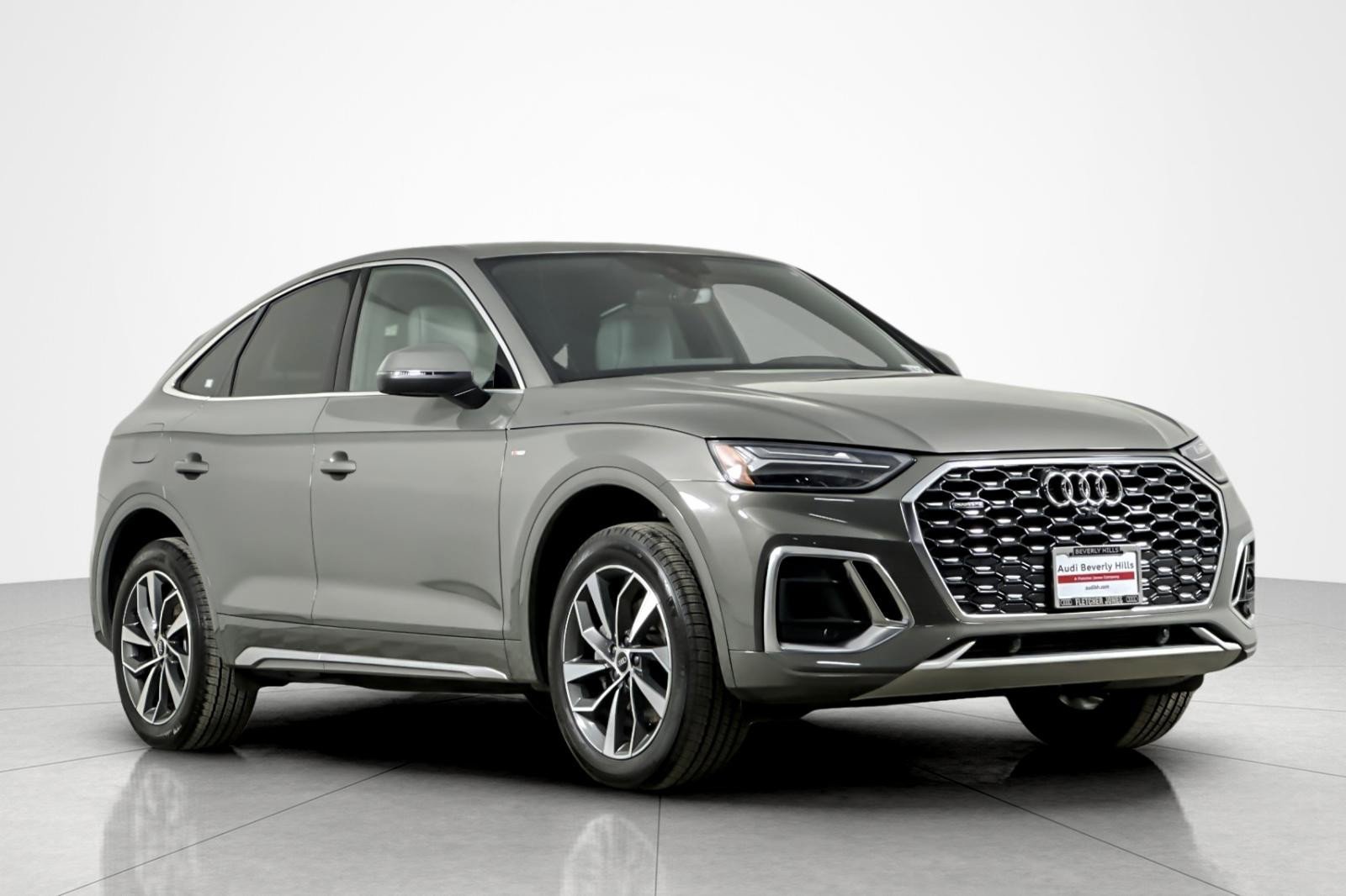 Used 2023 Audi Q5 2.0T Premium Plus w/ Premium Plus Package image 7