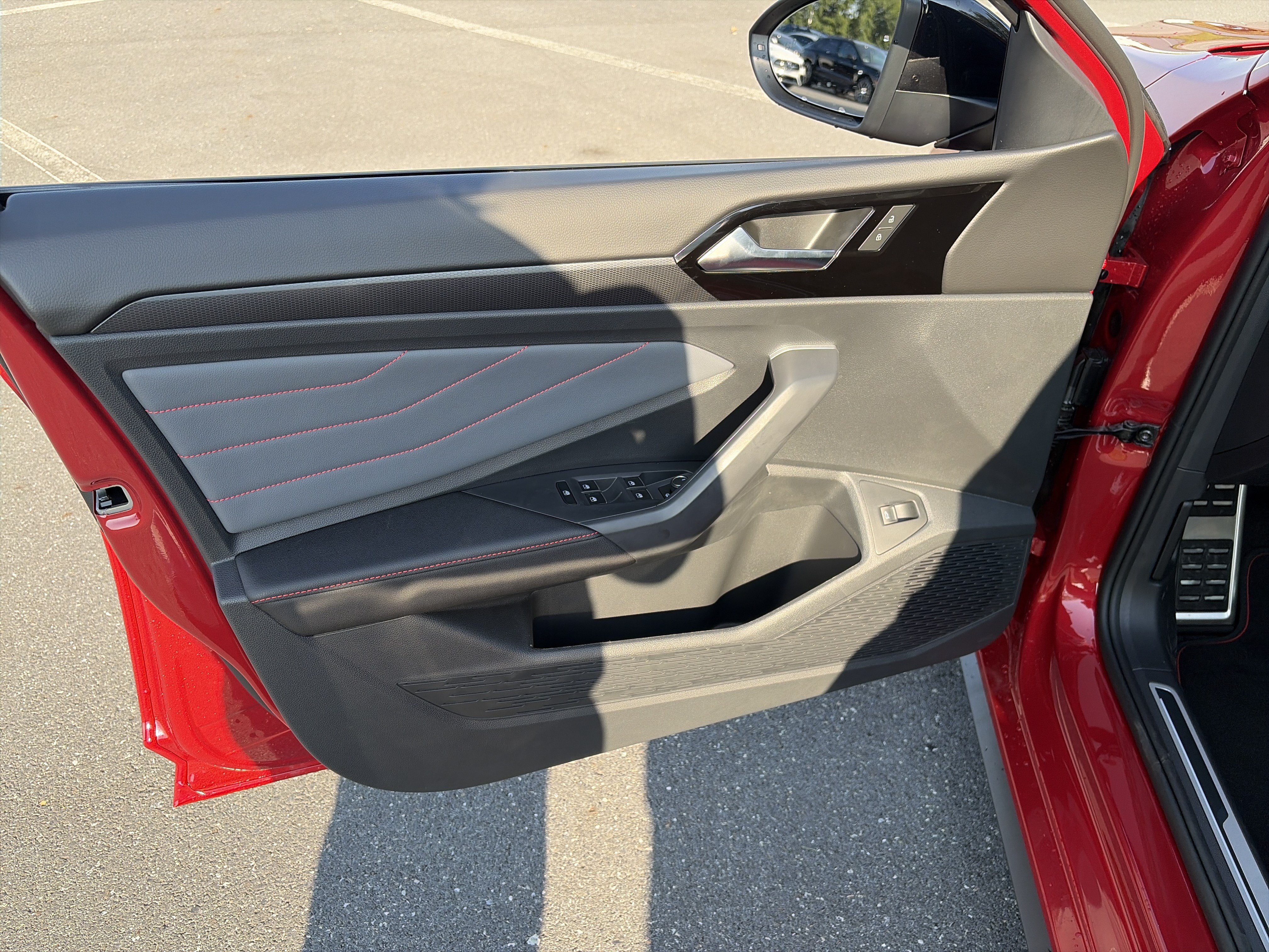 New 2027 Volkswagen Jetta GLI Autobahn FWD image 8