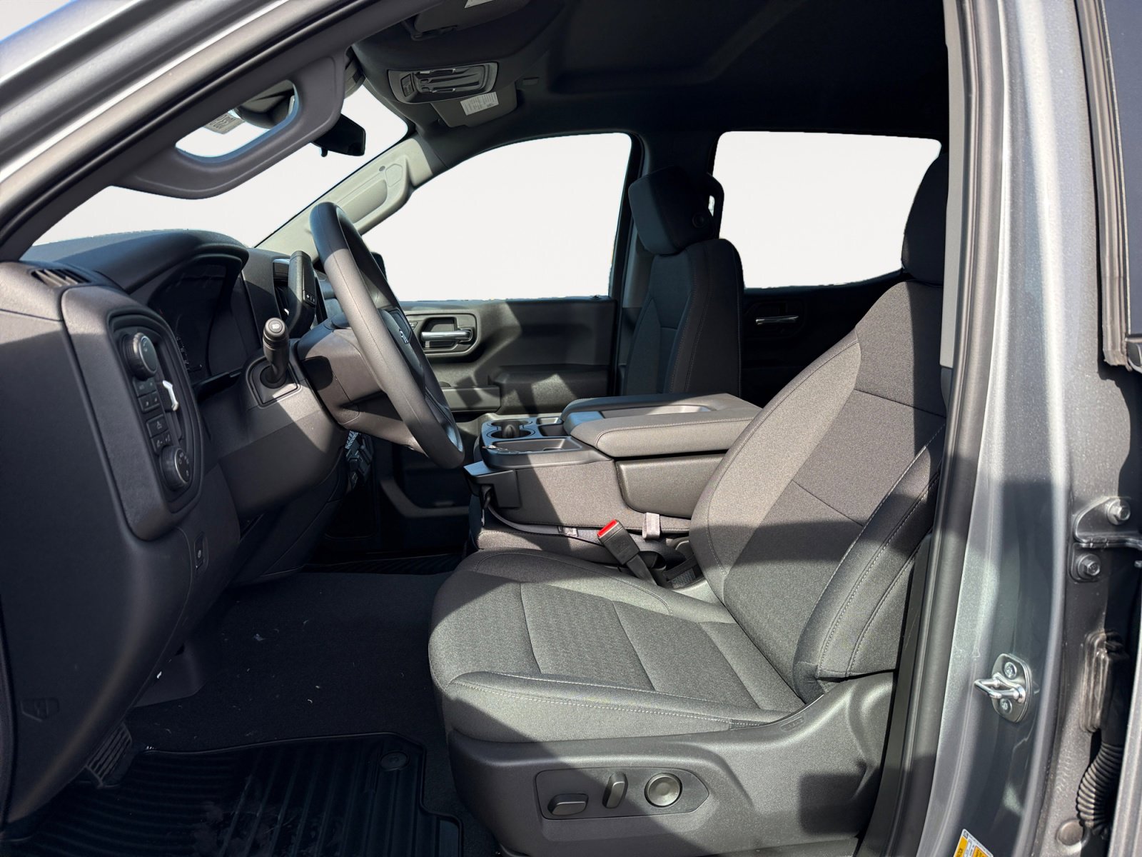 New 2026 Chevrolet Silverado 1500 Custom Trail Boss w/ Dark Appearance Package image 10