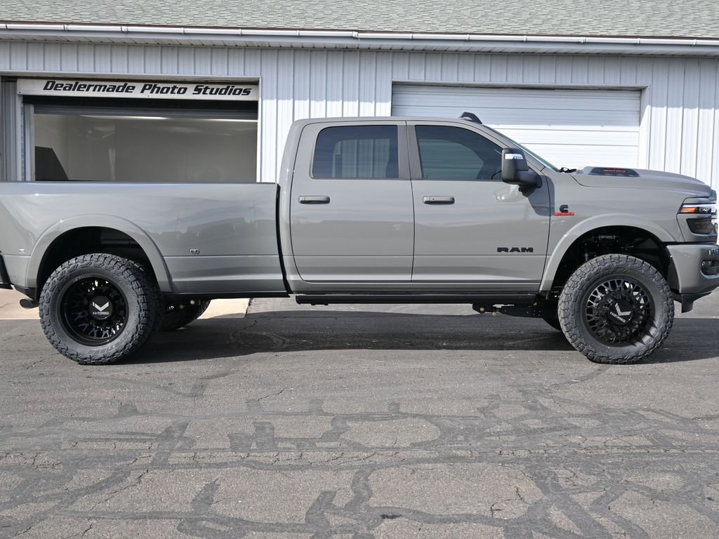 New 2026 RAM 3500 Limited AWD/4WD image 3