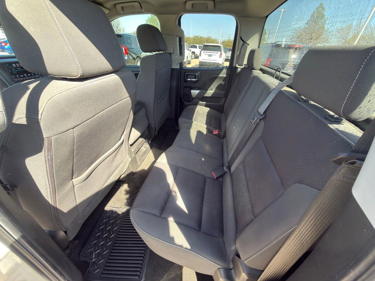 Used 2018 Chevrolet Silverado 1500 LT image 7