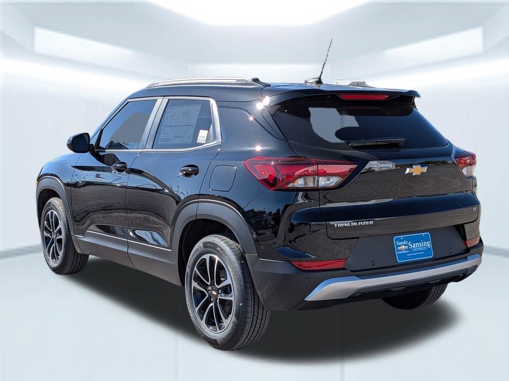 New 2026 Chevrolet TrailBlazer LT w/ Convenience Package FWD image 4