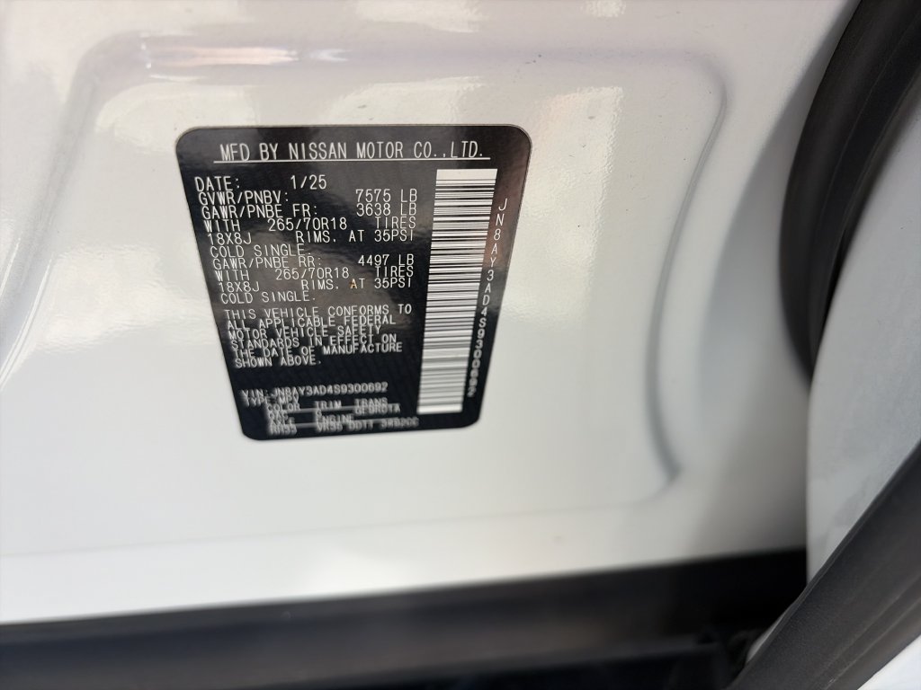 Used 2025 Nissan Armada SV RWD image 34