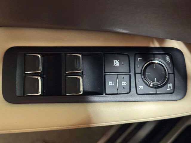 Used 2018 Lexus RX 450hL AWD image 23