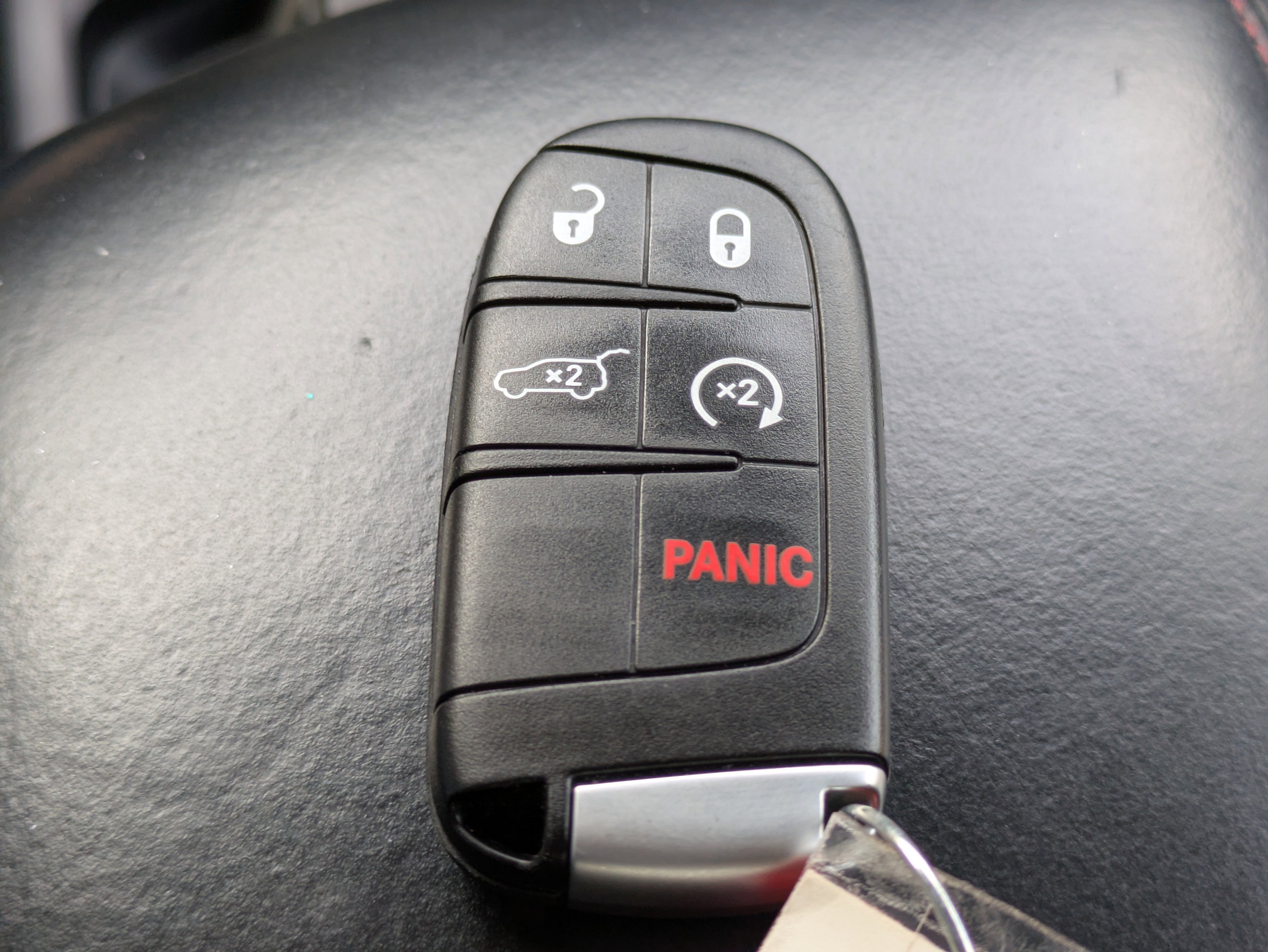 Used 2023 Dodge Durango GT image 37