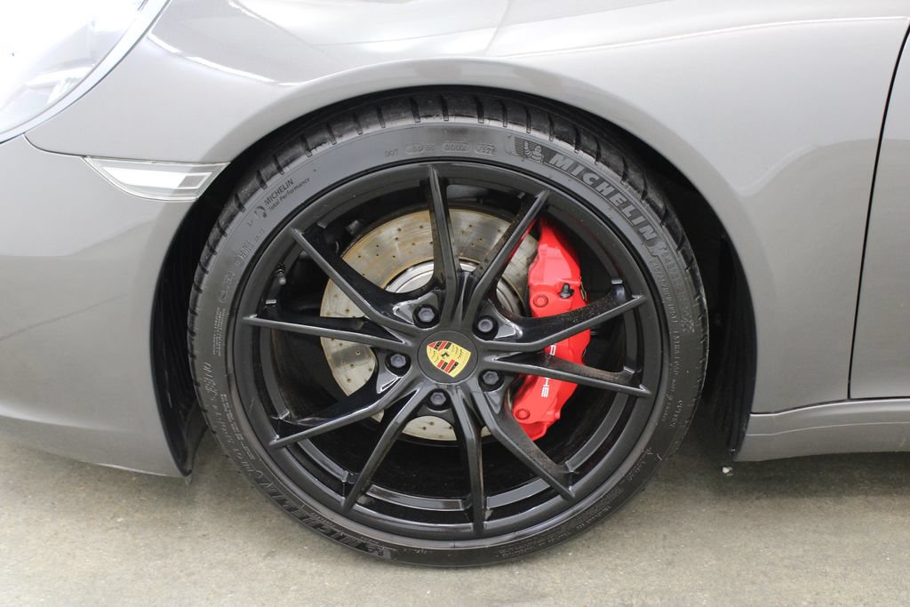 Certified 2018 Porsche 911 Carrera S RWD image 12