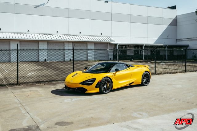 Used 2020 McLaren 720S Performance RWD image 24