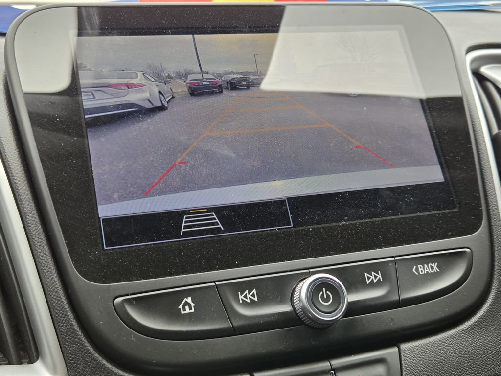 Used 2024 Chevrolet Malibu LT image 11