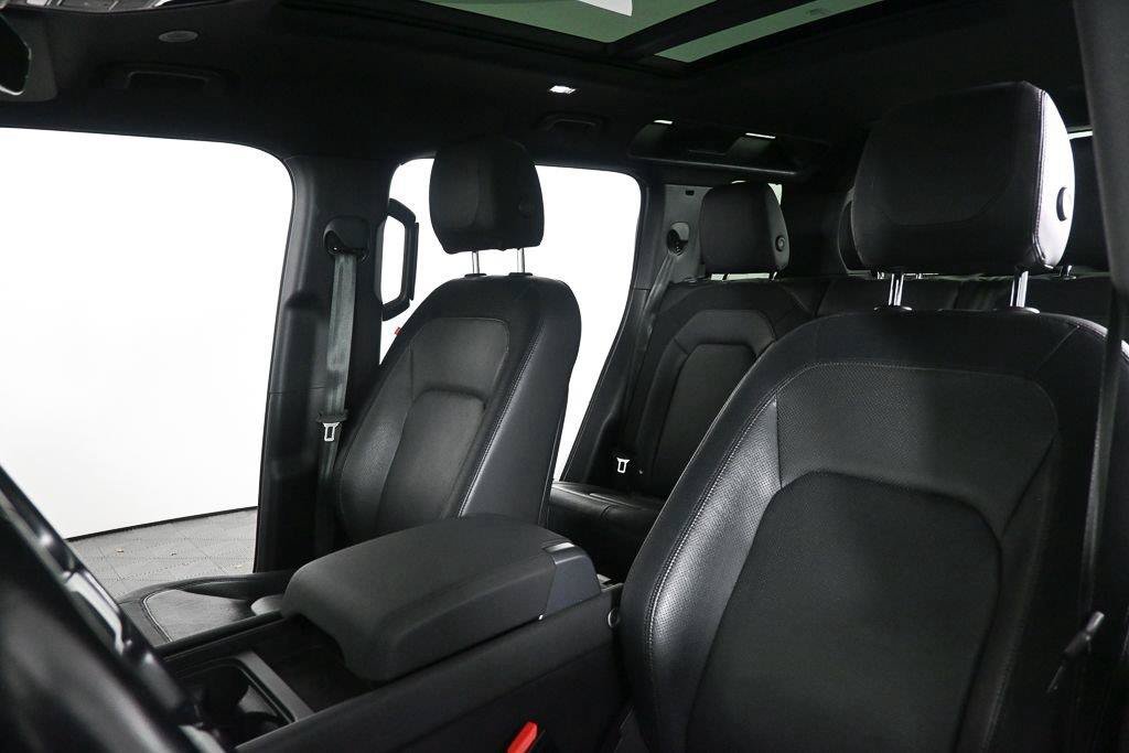 Used 2023 Land Rover Defender 110 X-Dynamic SE AWD/4WD image 3