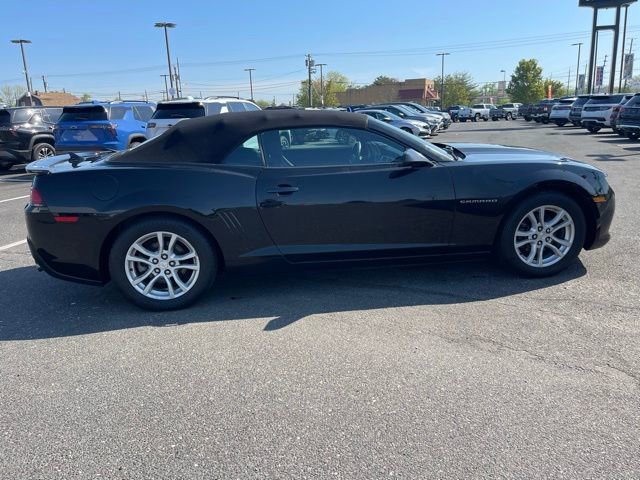 Used 2015 Chevrolet Camaro LT RWD image 9