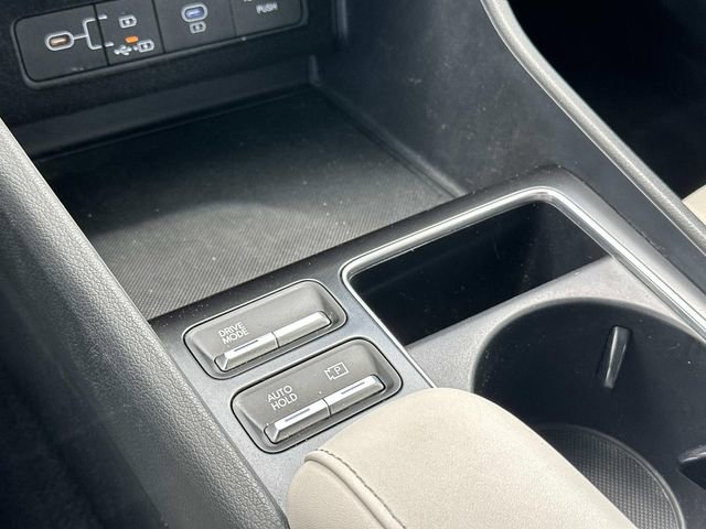 Used 2025 Hyundai Sonata SEL FWD image 23