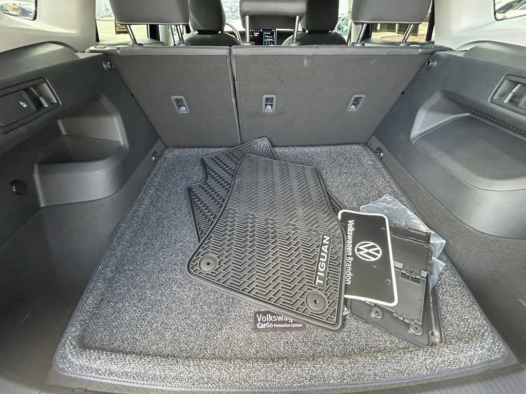 Certified 2026 Volkswagen Tiguan S FWD image 37